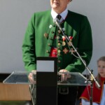 Bez.obmann Bruno Haselwanter begrüßte die Ehrengäste und moderierte den Festakt.
