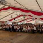 Tolle Stimmung im randvollen Festzelt